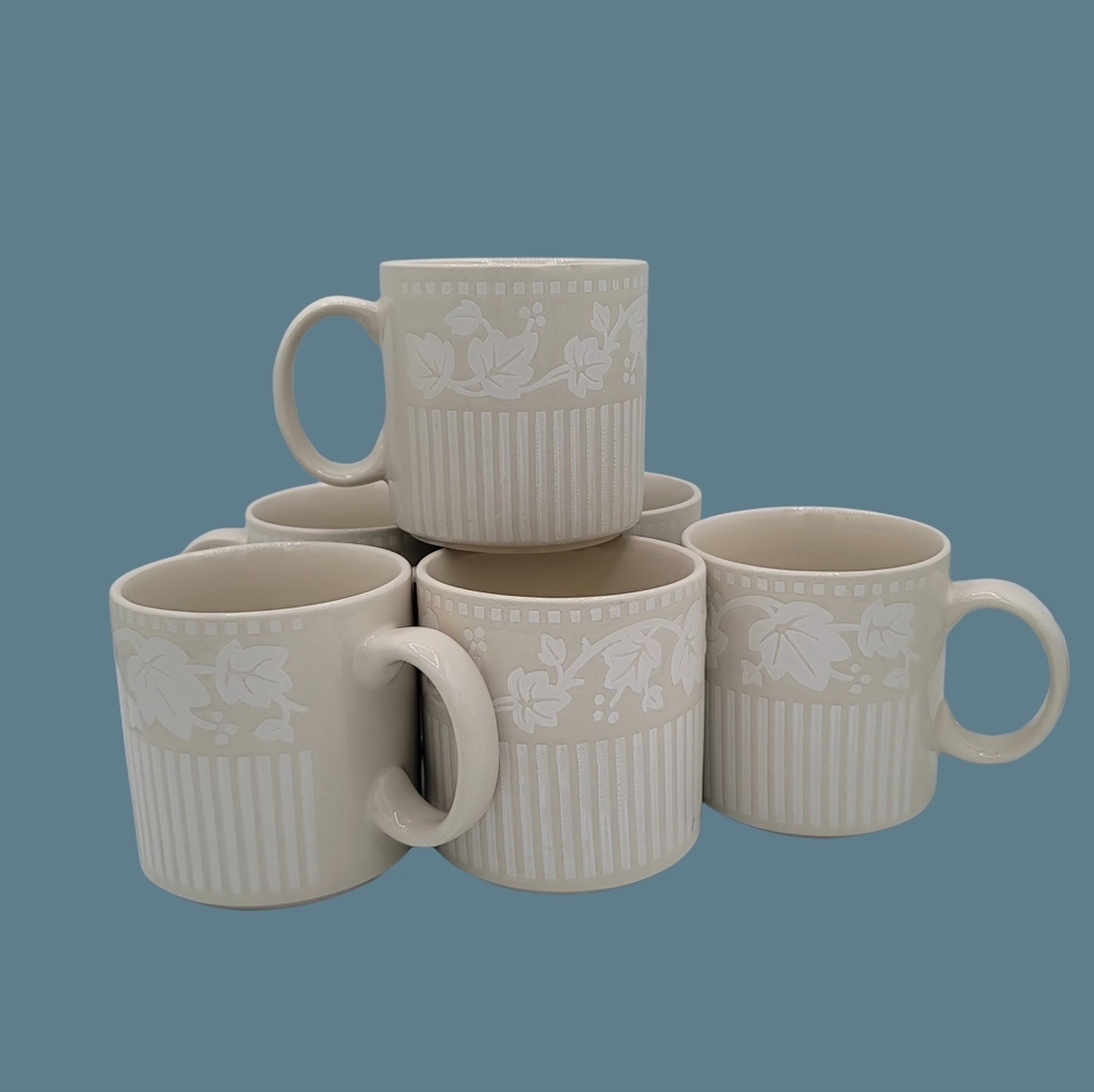 Sango Ivy Charm White 6136 Stoneware Mugs Set Of 5 + Bonus Mug Vintage 1990s